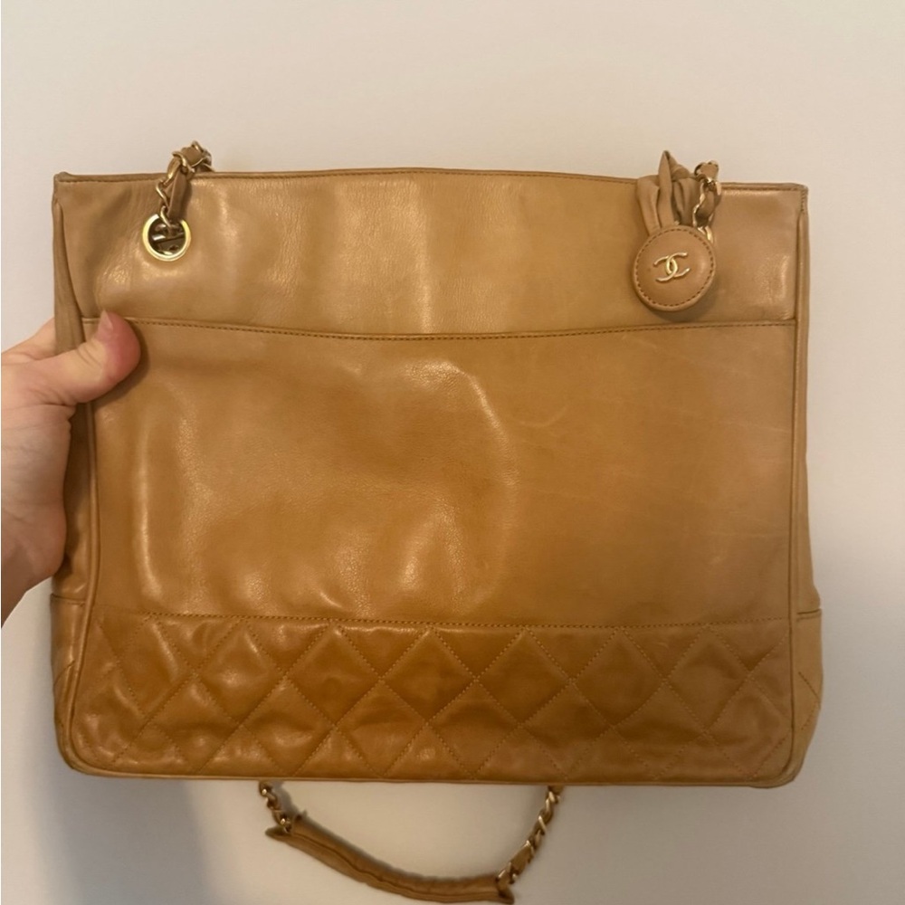❌SOLD❌Chanel Tan Leather Shoulder Bag